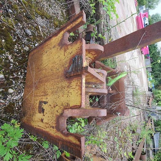 D'occasion Dent à dessoucher pour pelle de 15-25 tonnes