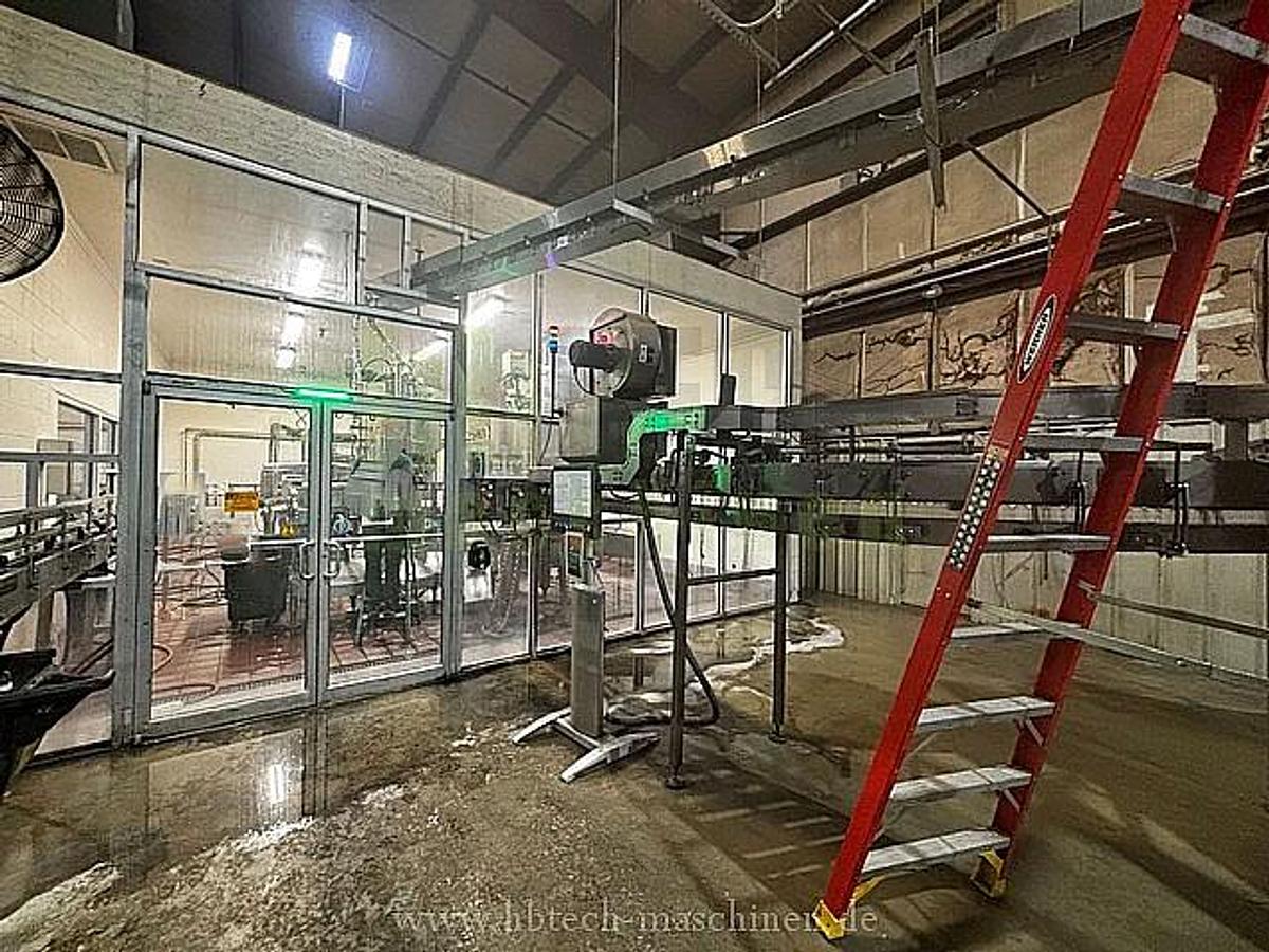 Used KHS KOMPLETTE ABFÜLLANLAGE PET 32.000 BPH