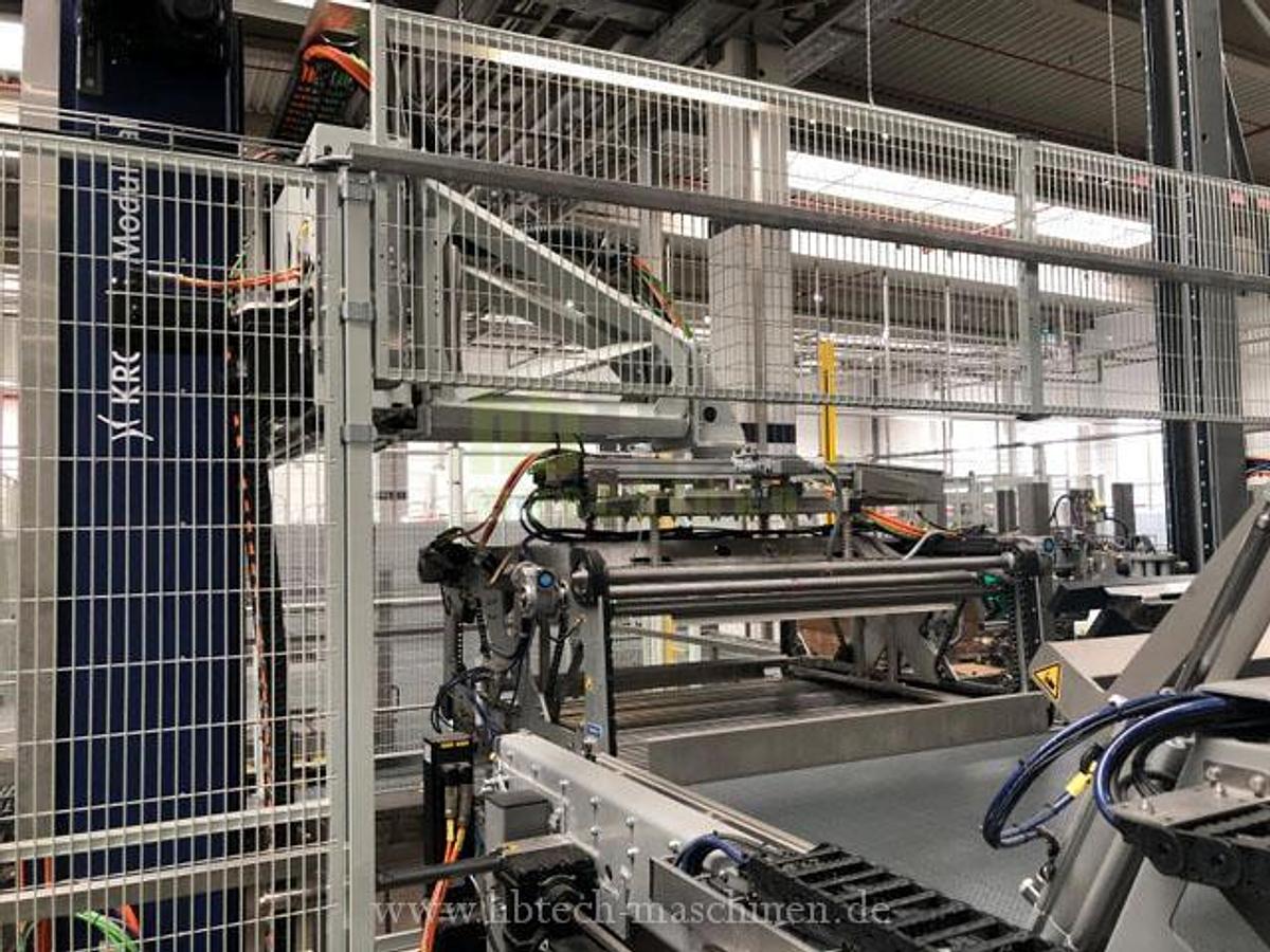 Used Komplette Krones Ultra Clean PET-Linie für kohlensäurehaltige Produkte / 24.000 bph / 0,5l