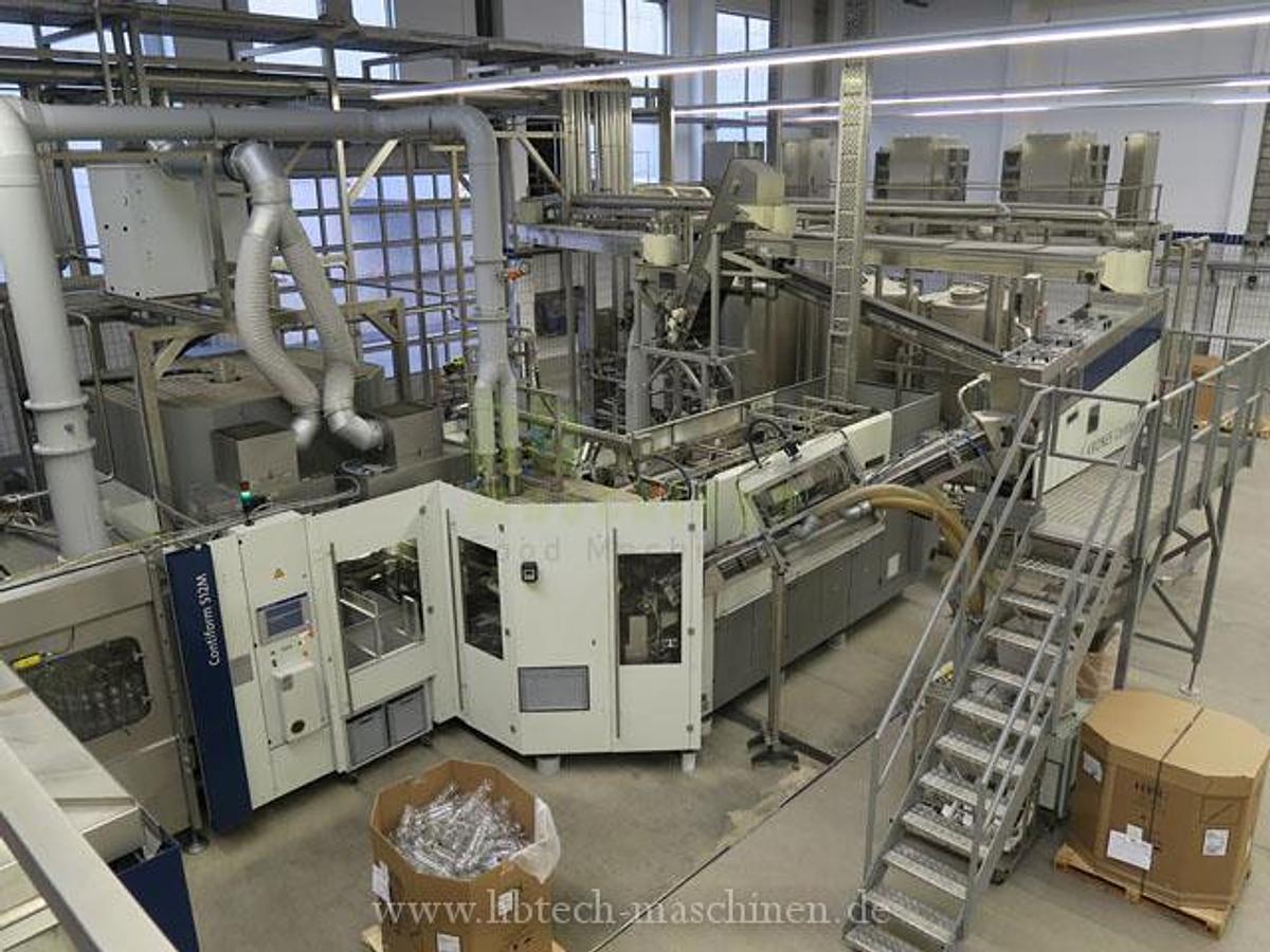 Used Komplette Krones Ultra Clean PET-Linie für kohlensäurehaltige Produkte / 24.000 bph / 0,5l