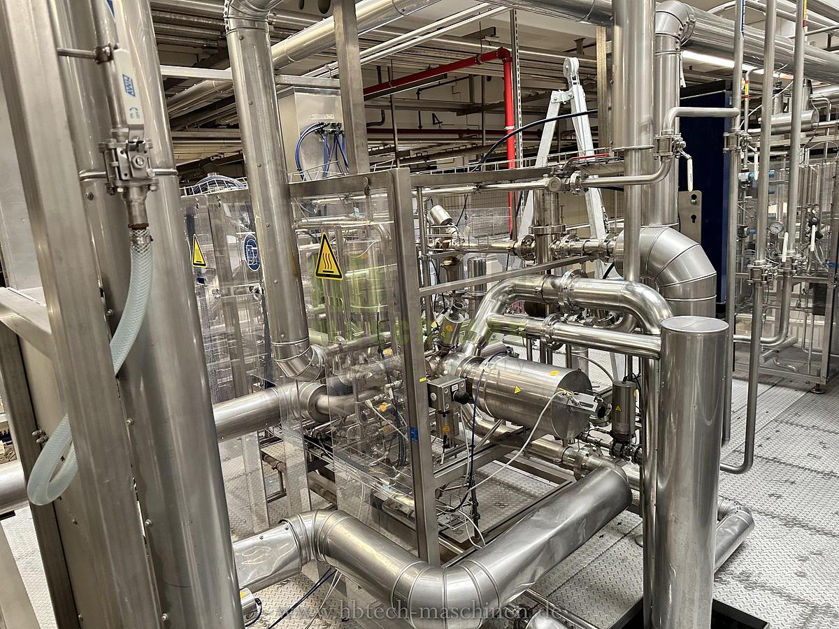 Used Komplette Krones Aseptische PET-Abfüllanlage für stille und kohlensäurehaltige Produkte / 25.000l/h