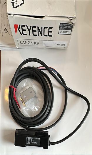 KEYENCE LV-21 AP Laser Sensor