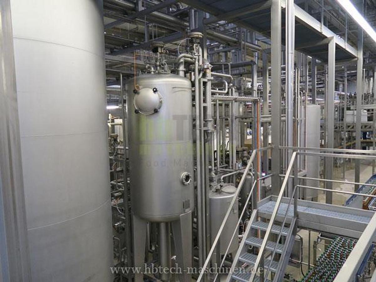 Used Komplette Krones Ultra Clean PET-Linie für kohlensäurehaltige Produkte / 24.000 bph / 0,5l