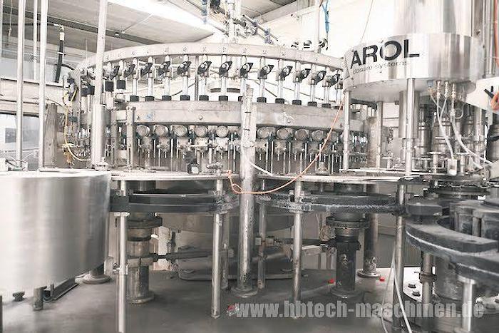 Gebraucht PET-Abfülllinie für stilles Wasser (aufrüstbar für kohlensäurehaltige Produkte und Softdrinks) - 20.000 bph / 500 ml