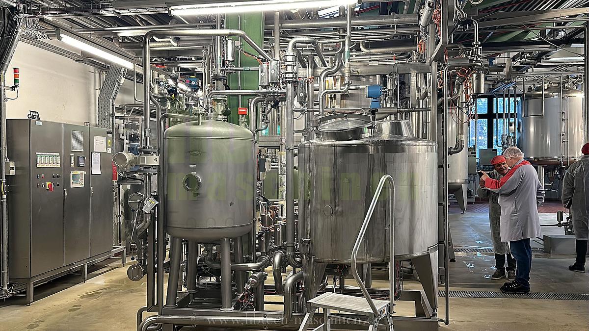 Used Elopak Trocken-Aseptik-Abfüllanlage für Giebelverpackungen mit einem Volumen von 1.000 ml/750ml/500ml