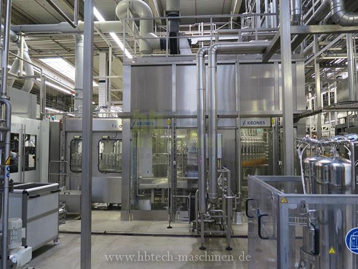 Used Komplette Krones Ultra Clean PET-Linie für kohlensäurehaltige Produkte / 24.000 bph / 0,5l