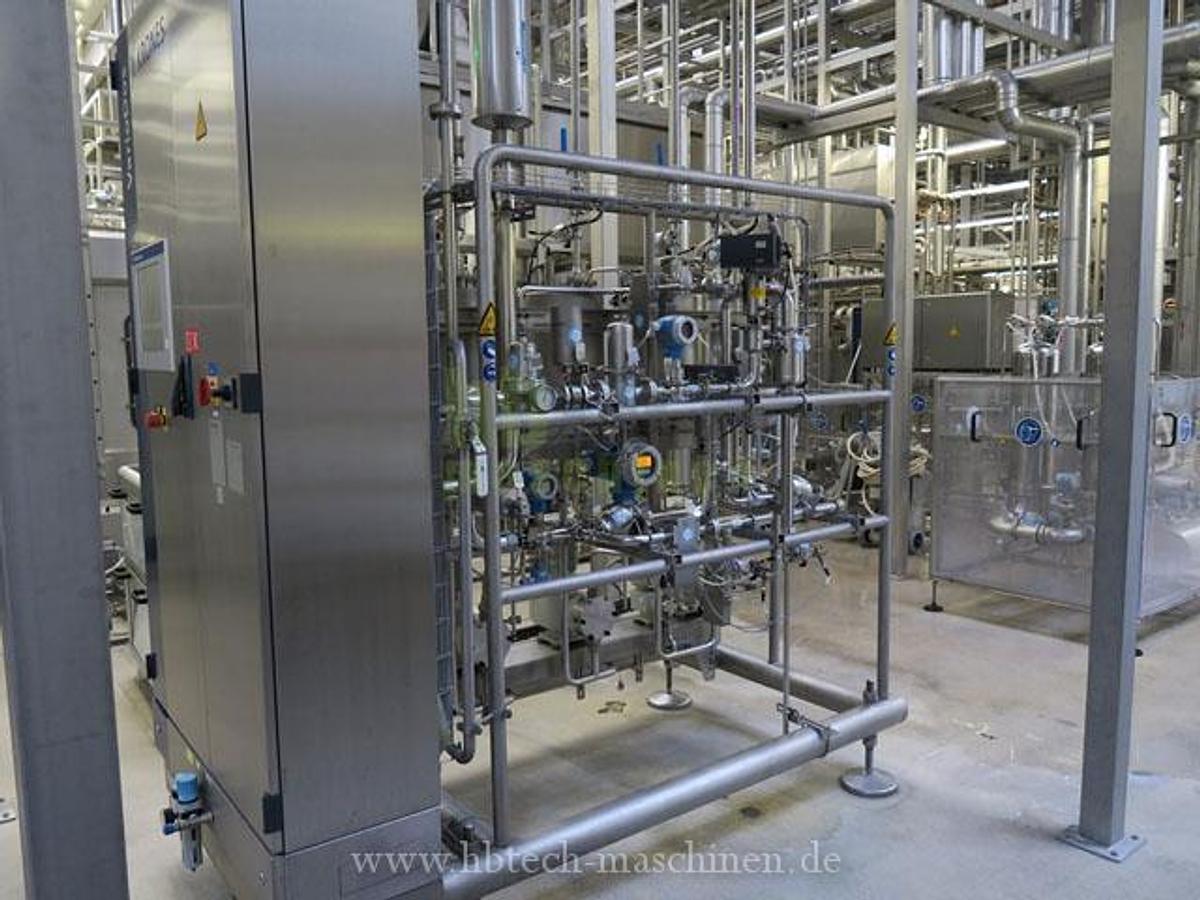 Used Komplette Krones Ultra Clean PET-Linie für kohlensäurehaltige Produkte / 24.000 bph / 0,5l