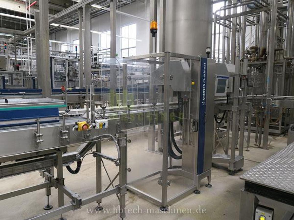 Used Komplette Krones Ultra Clean PET-Linie für kohlensäurehaltige Produkte / 24.000 bph / 0,5l
