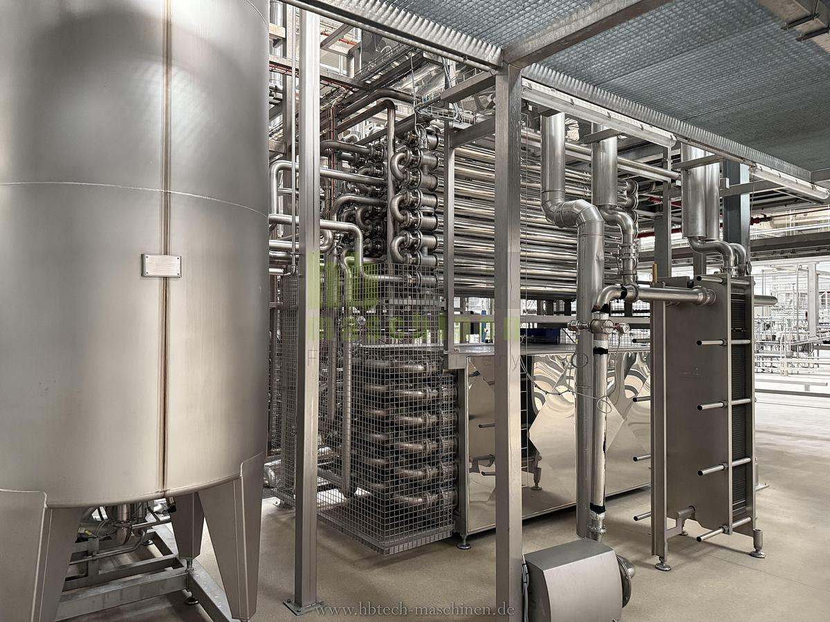 Used Komplette Krones aseptische PET Linie für stille Getränke - 18.000 bph / 1l