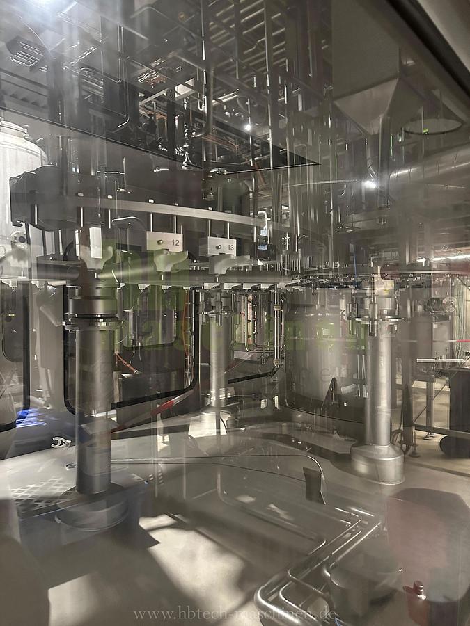 Used Aseptischer Krones Triblock (Rinser, Füller und Verschließer) / 20.000 bph / 1,5l