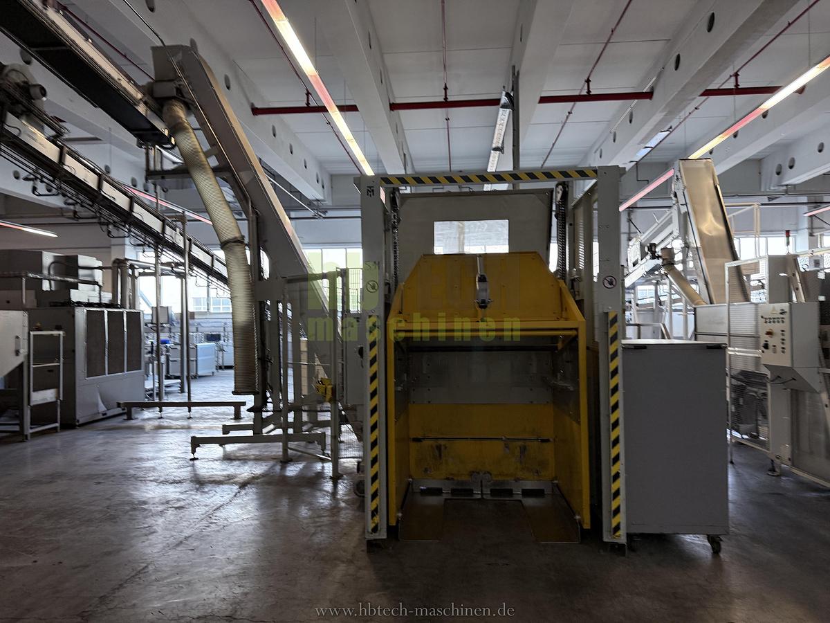 Used Komplette Krones aseptische PET Linie für stille Getränke - 18.000 bph / 1l