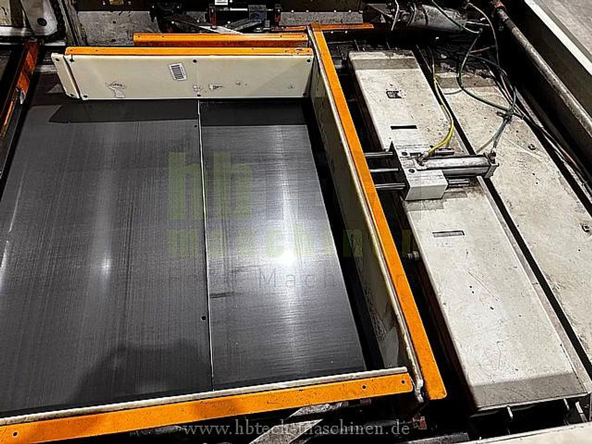 Used KHS KOMPLETTE ABFÜLLANLAGE PET 32.000 BPH