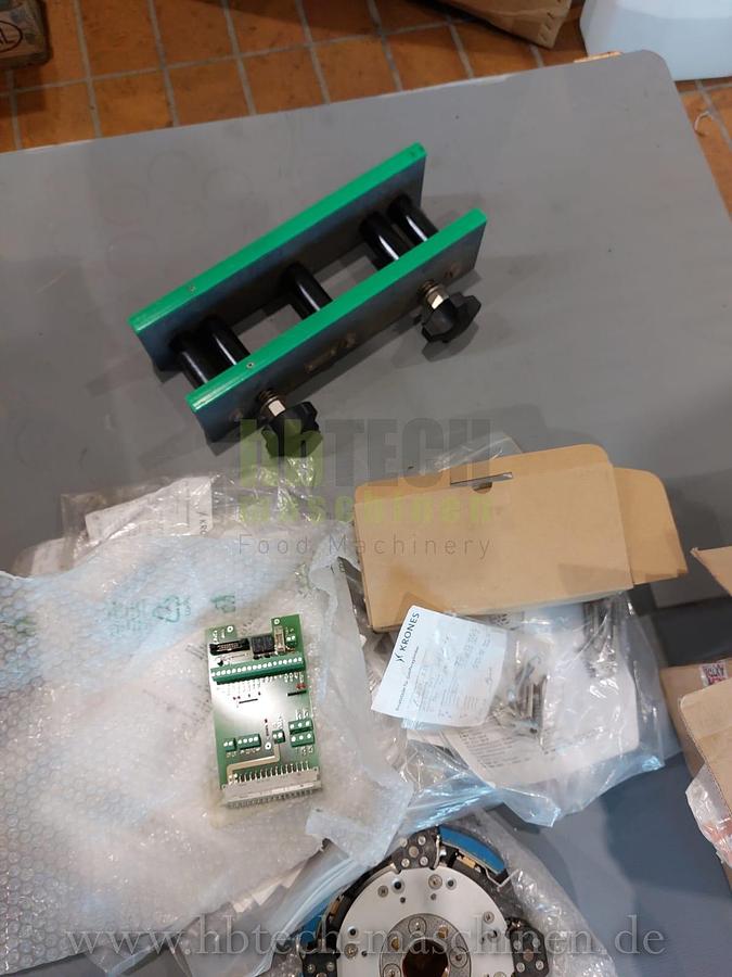 Used Etikettiermaschine KRONES Solomatic