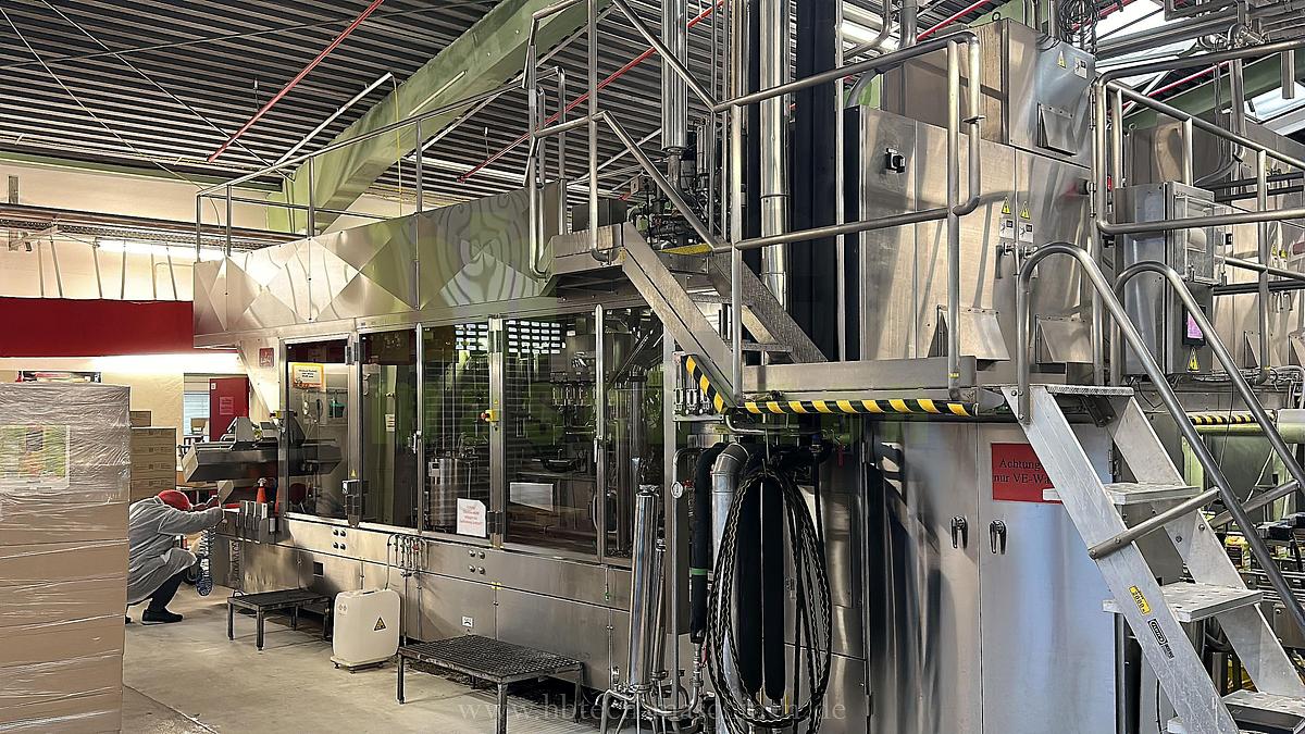 Used Elopak Trocken-Aseptik-Abfüllanlage für Giebelverpackungen mit einem Volumen von 1.000 ml/750ml/500ml