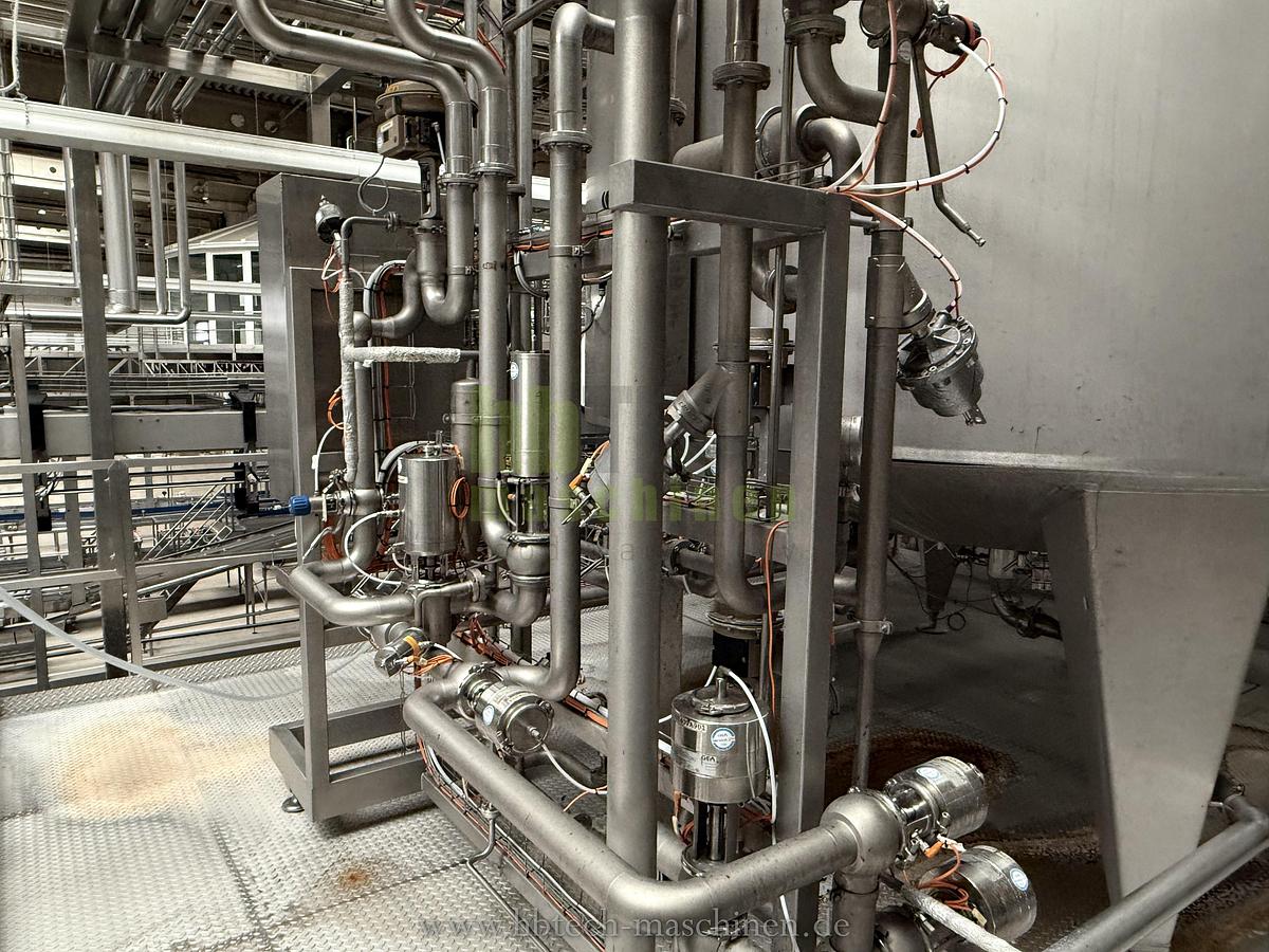 Used Komplette Krones aseptische PET Linie für stille Getränke - 18.000 bph / 1l