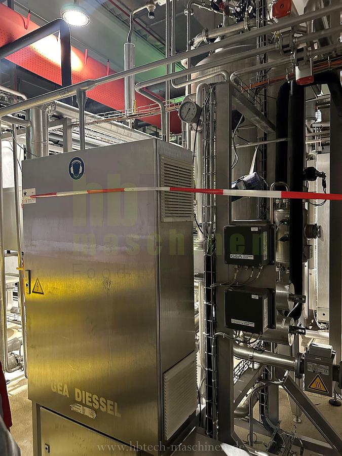 Used Aseptischer Krones Triblock (Rinser, Füller und Verschließer) / 20.000 bph / 1,5l