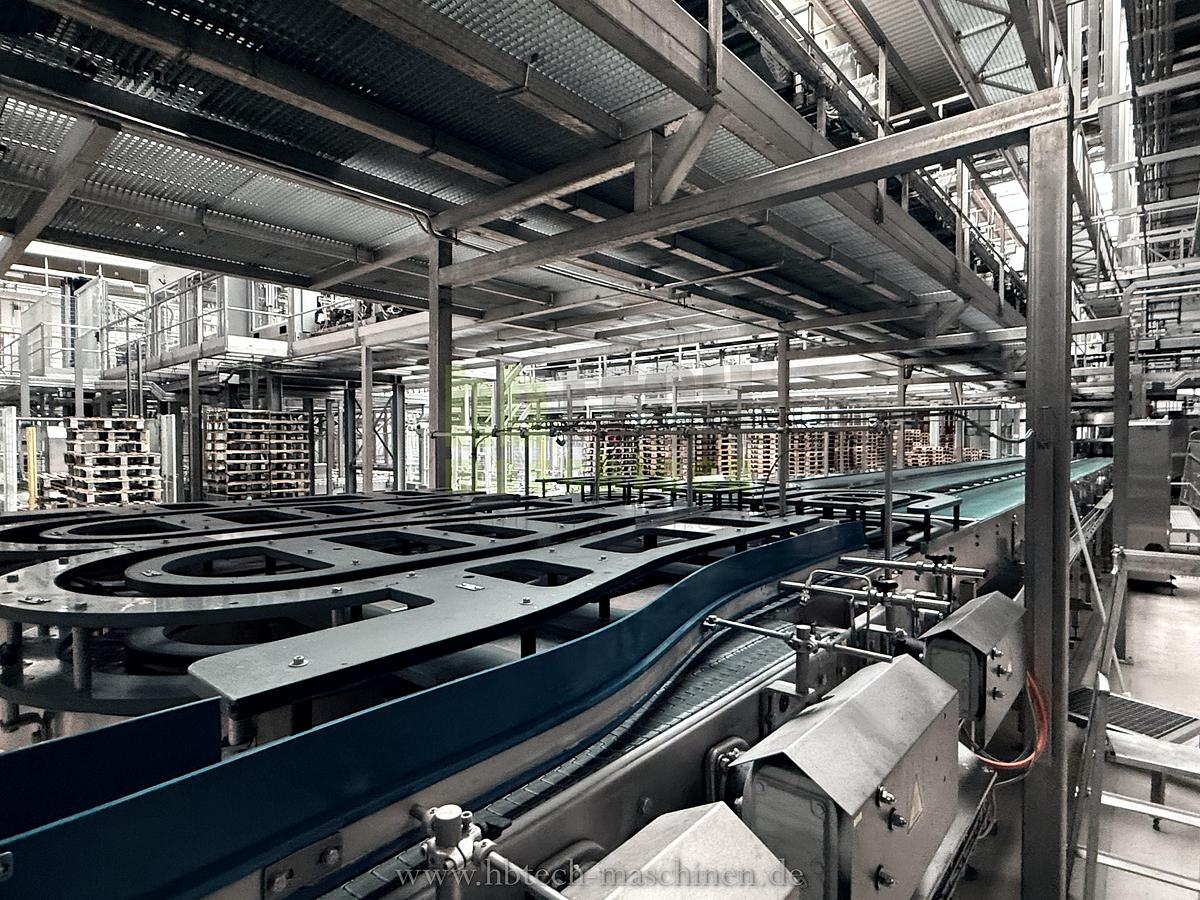 Used Komplette Krones aseptische PET Linie für stille Getränke - 18.000 bph / 1l