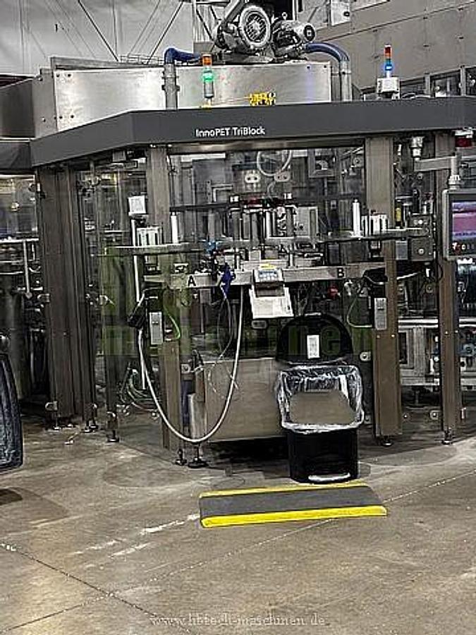 Used KHS KOMPLETTE ABFÜLLANLAGE PET 70.000 BPH