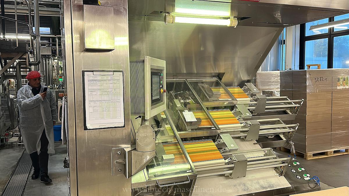 Used Elopak Trocken-Aseptik-Abfüllanlage für Giebelverpackungen mit einem Volumen von 1.000 ml/750ml/500ml