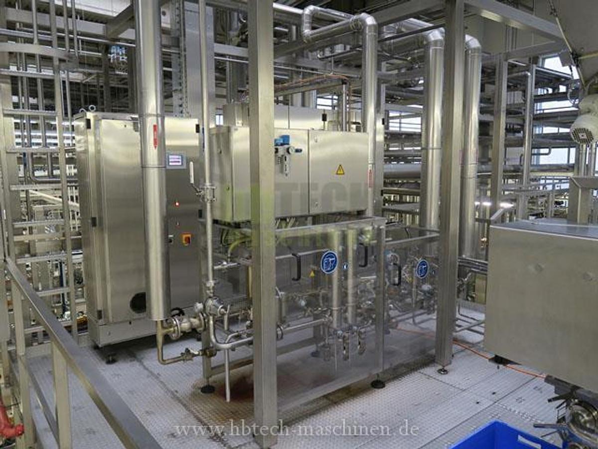 Used Komplette Krones Ultra Clean PET-Linie für kohlensäurehaltige Produkte / 24.000 bph / 0,5l