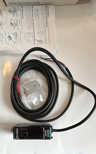 KEYENCE LV-21 AP Laser Sensor