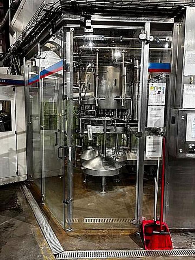 Used KHS KOMPLETTE ABFÜLLANLAGE PET 43.000 BPH