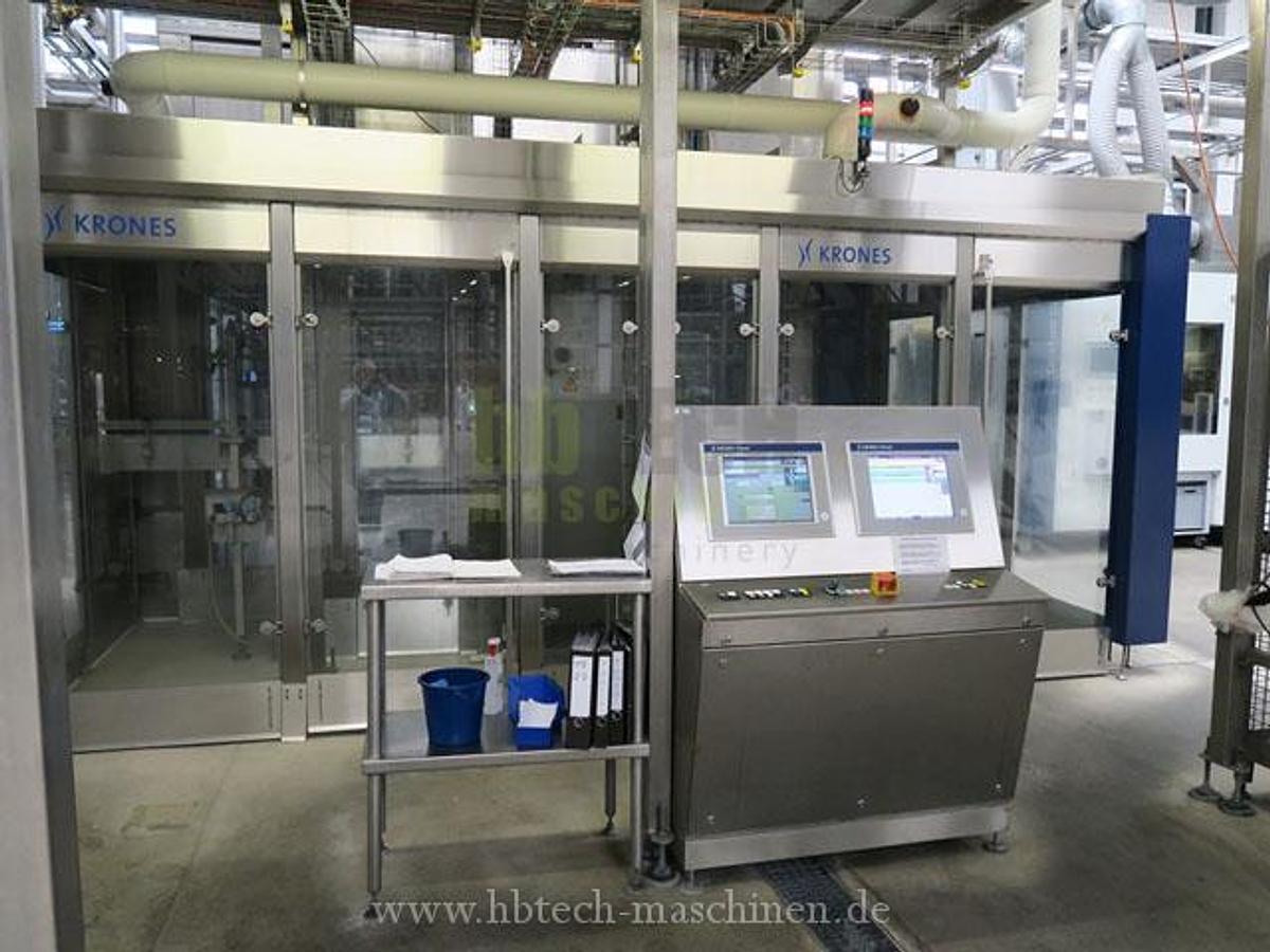 Used Komplette Krones Ultra Clean PET-Linie für kohlensäurehaltige Produkte / 24.000 bph / 0,5l