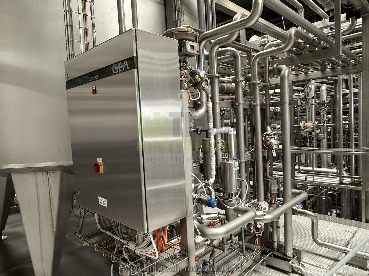 Used Komplette Krones aseptische PET Linie für stille Getränke - 18.000 bph / 1l