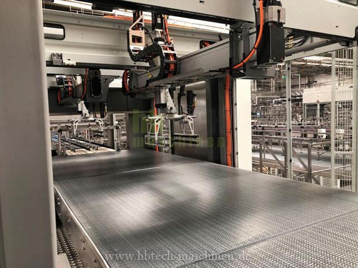 Used Komplette Krones Ultra Clean PET-Linie für kohlensäurehaltige Produkte / 24.000 bph / 0,5l