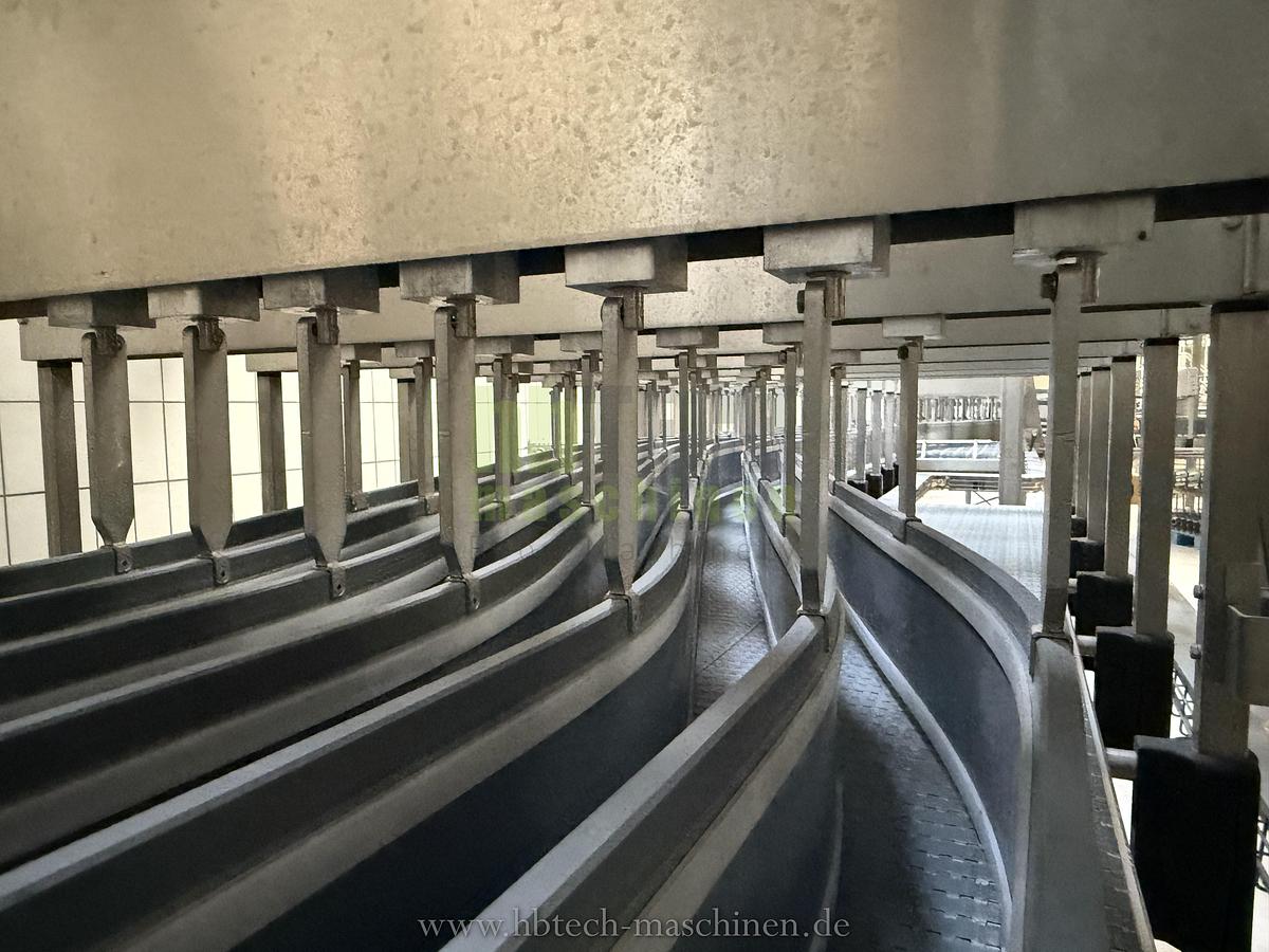 Used Komplette Krones aseptische PET Linie für stille Getränke - 18.000 bph / 1l