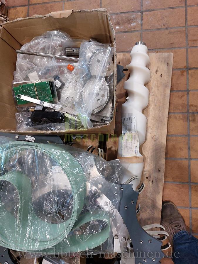 Used Etikettiermaschine KRONES Solomatic