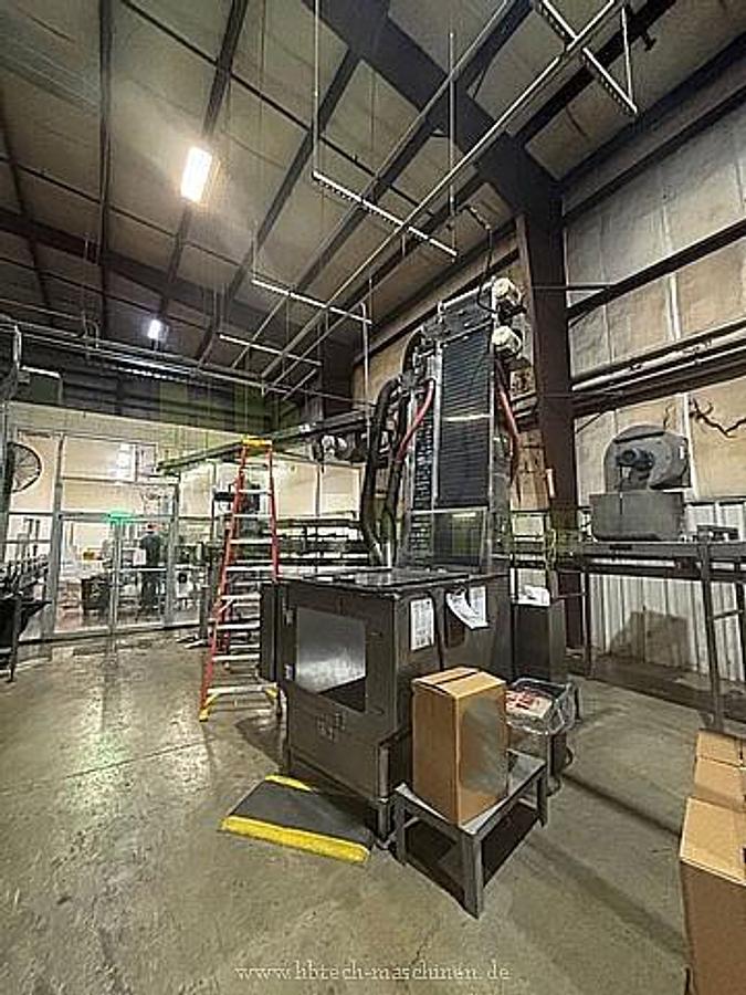 Used KHS KOMPLETTE ABFÜLLANLAGE PET 32.000 BPH