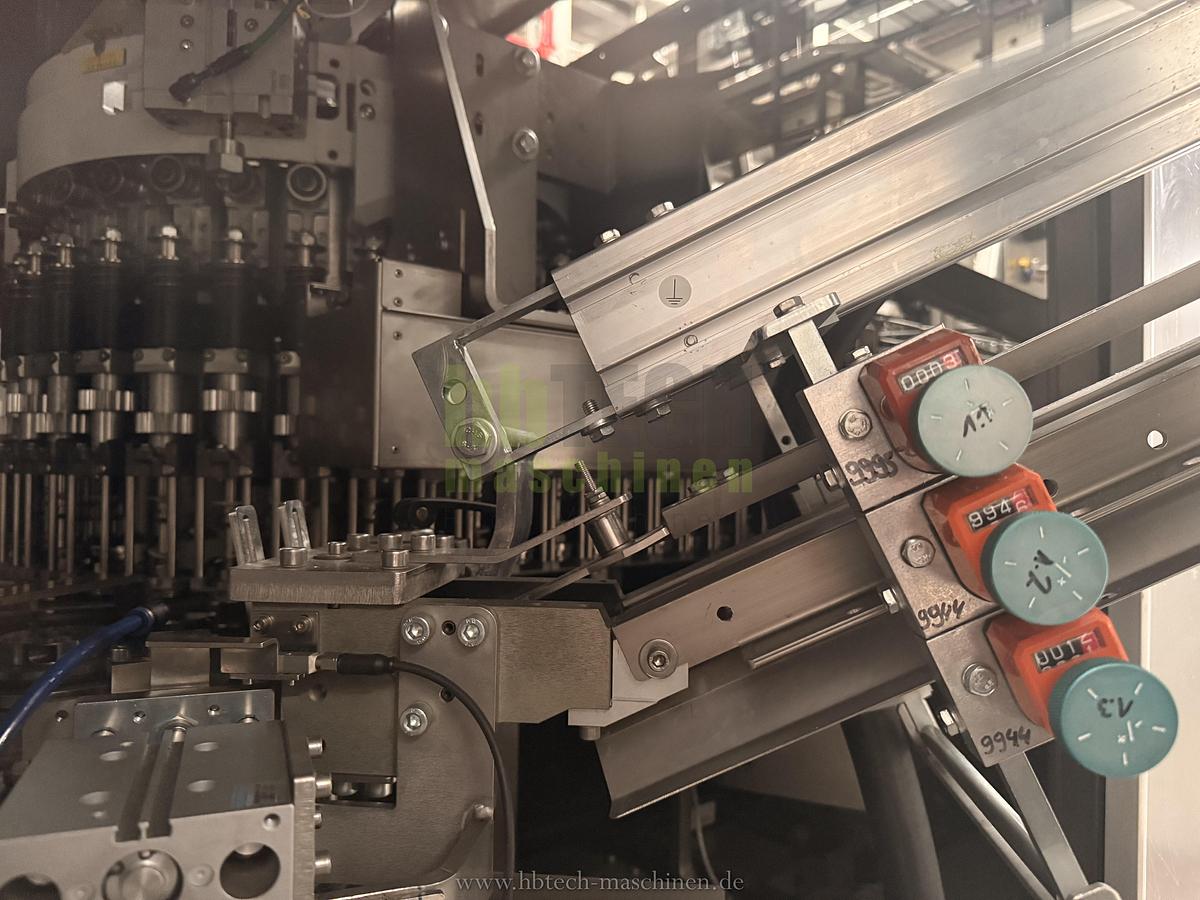 Used Komplette Krones aseptische PET Linie für stille Getränke - 18.000 bph / 1l