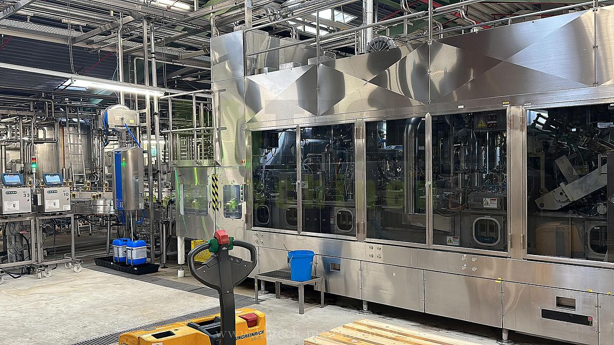 Used Elopak Trocken-Aseptik-Abfüllanlage für Giebelverpackungen mit einem Volumen von 1.000 ml/750ml/500ml