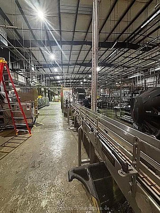 Used KHS KOMPLETTE ABFÜLLANLAGE PET 32.000 BPH