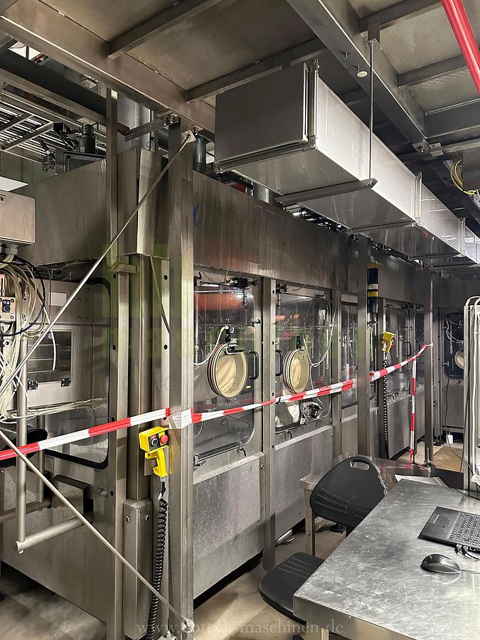 Used Aseptischer Krones Triblock (Rinser, Füller und Verschließer) / 20.000 bph / 1,5l