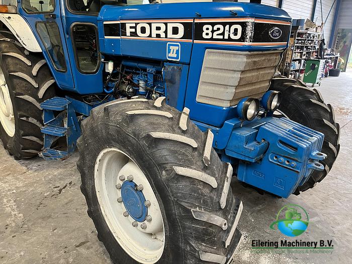 Used 1988 Ford 8210