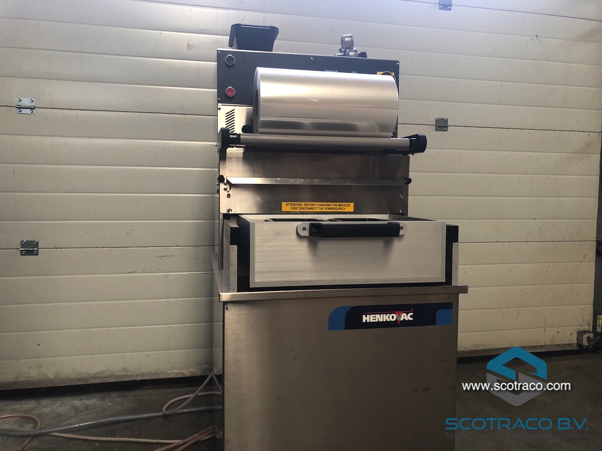 Used Henkovac traysealer