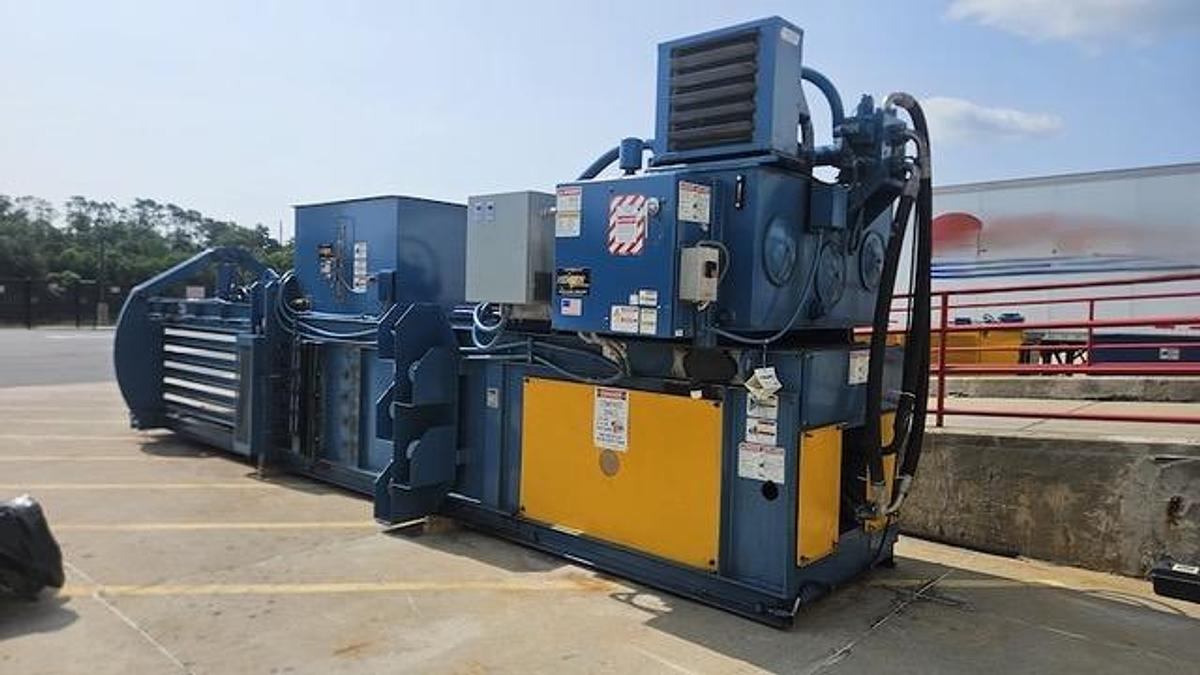 Used Marathon Nexgen Auto-Tie Baler