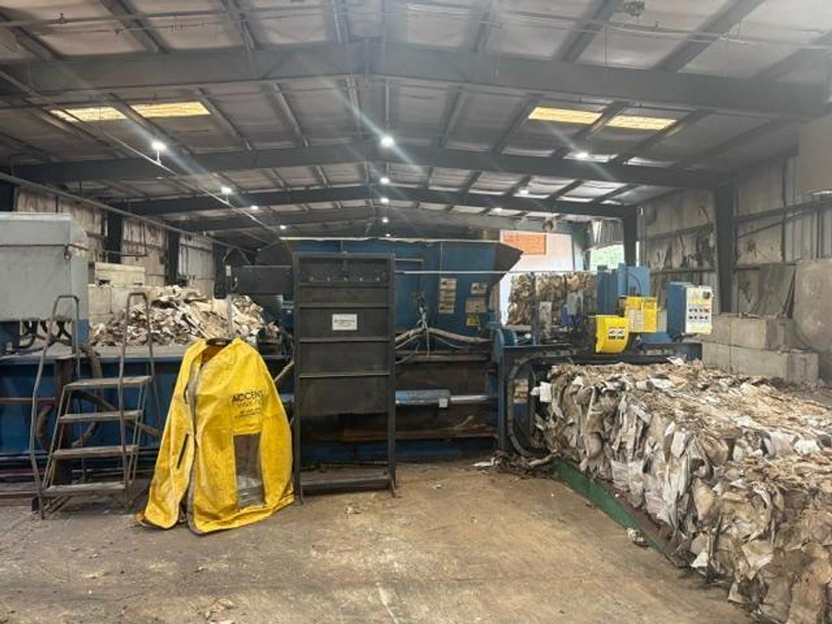 Used Marathon Nexgen Two Ram Baler