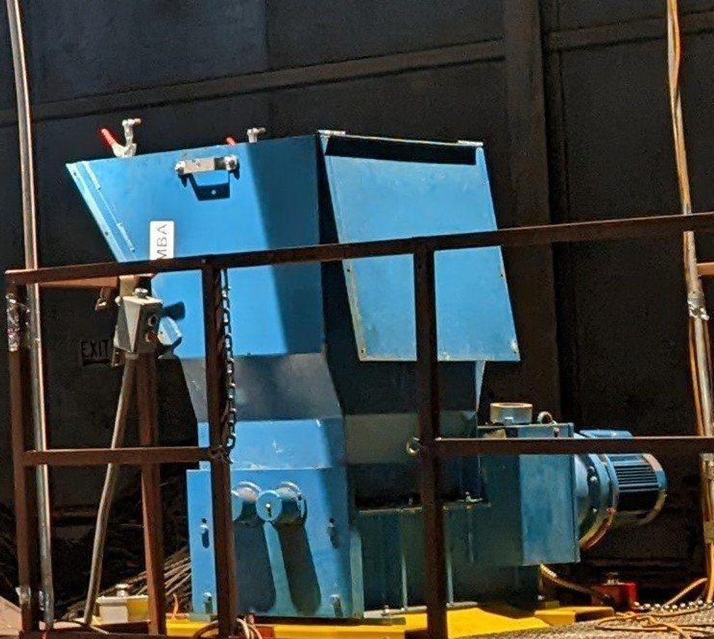 Used Shred-Pax Tech Dual Shaft Shredder