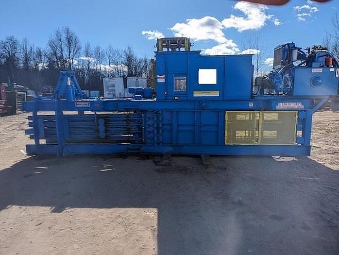 Used MAX-PAK TEXTILE BALER