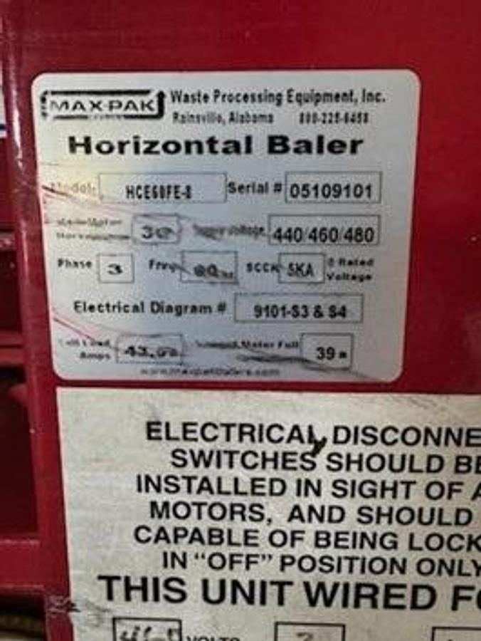 Used Max-Pak Full Pen Closed Door With Conveyor