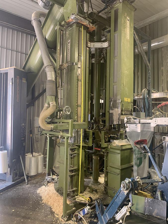 Used Verville VP-438-SE-CW Compression Bagging Line