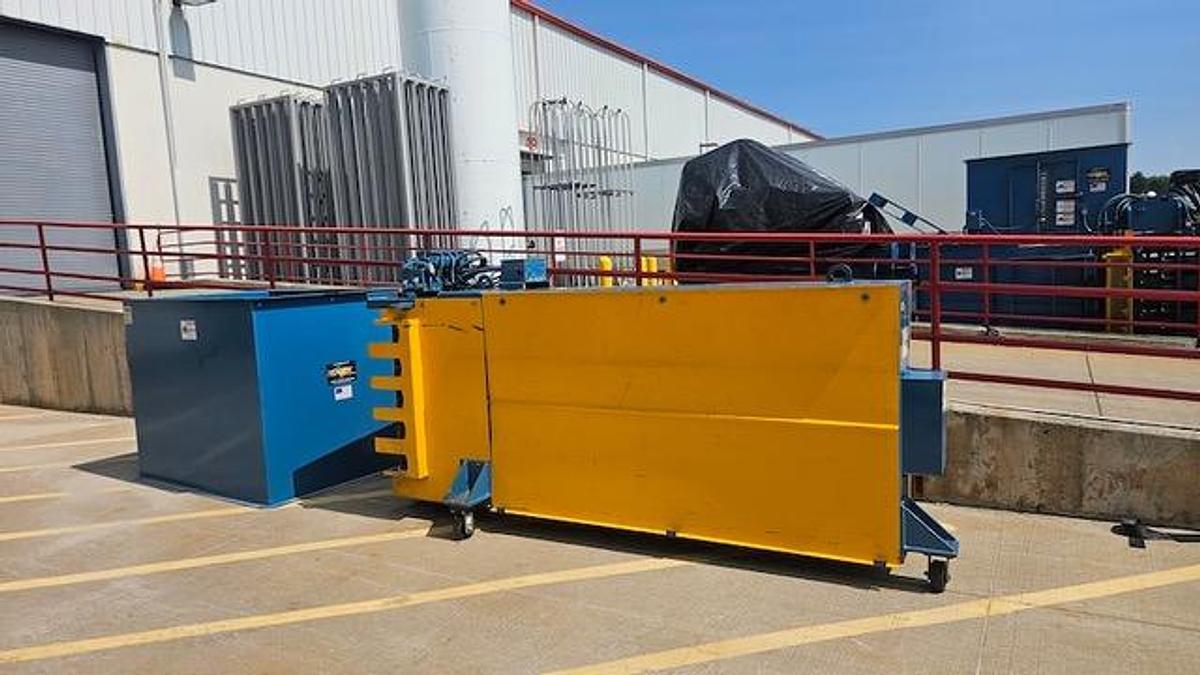 Used Marathon Nexgen Auto-Tie Baler