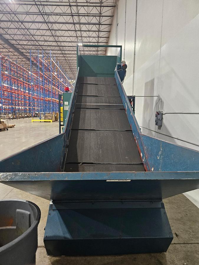 Used Harris Full Pen Closed Door Baler and Conveyor