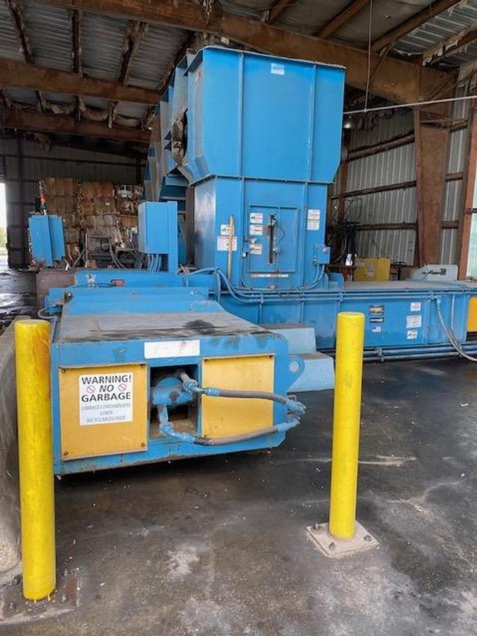 Used Marathon Nexgen 2 Ram Baler and Conveyor
