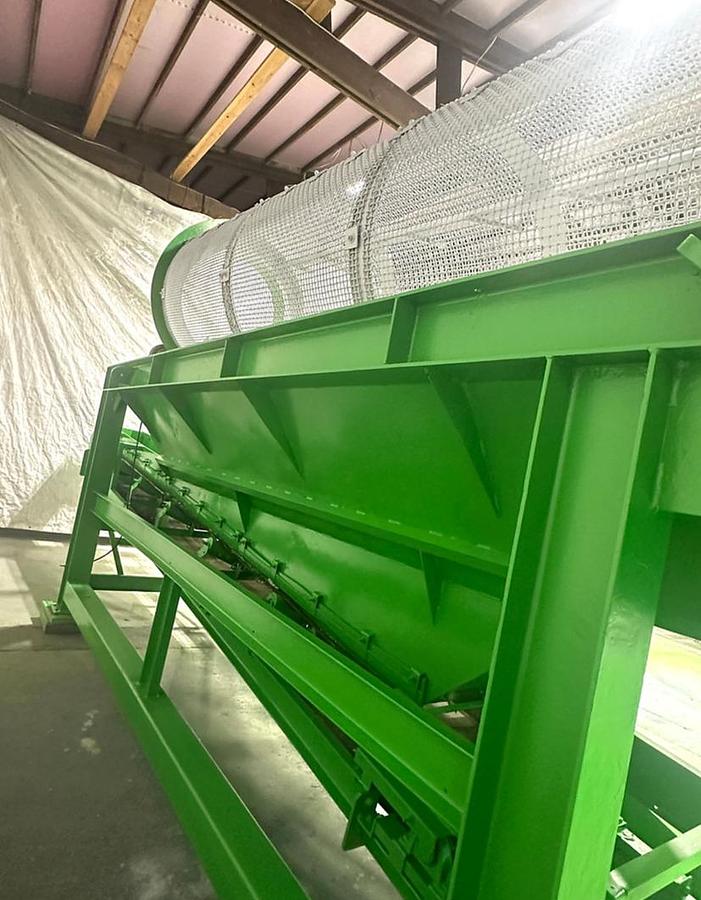 Used Rotary Trommel Screen / Rotating Drum Screener