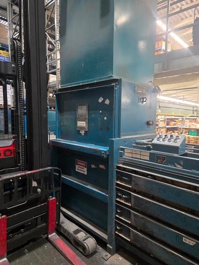 Used Maren 72 Closed Door Baler