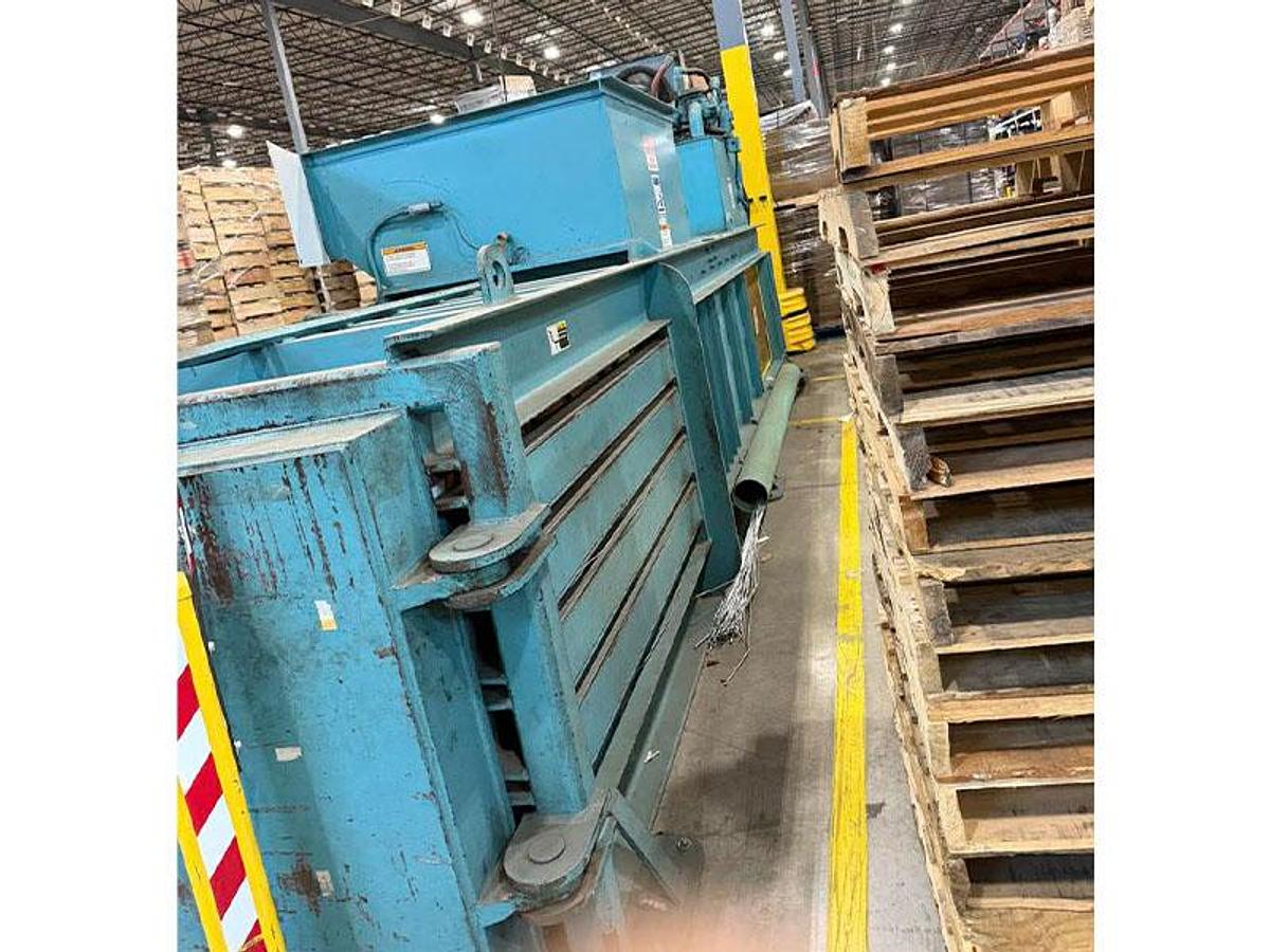 Used IPS Closed Door Baler